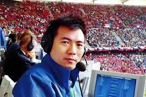 黄健翔痛哭:一个解说员的激情与时代的回响 黄健翔痛哭:一个解说员的激情与时代的回响