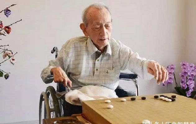 传奇棋圣吴清源:我用黑白棋子对抗命运,在19路棋盘上找到人生答案 传奇棋圣吴清源:我用黑白棋子对抗命运,在19路棋盘上找到人生答案