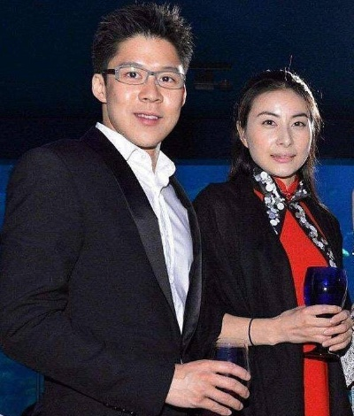 郭晶晶霍启刚恋爱史:从跳水皇后到豪门媳妇的浪漫传奇 郭晶晶霍启刚恋爱史:从跳水皇后到豪门媳妇的浪漫传奇