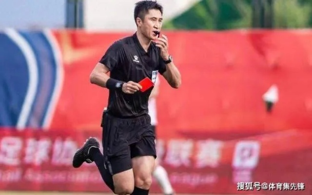 艾堃:从平凡到卓越,一位普通人的非凡成长之路 艾堃:从平凡到卓越,一位普通人的非凡成长之路