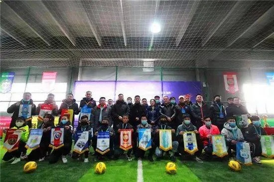 厨神队vs足球队 激动人心的比赛即将开始 厨神队vs足球队 激动人心的比赛即将开始