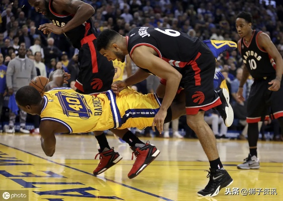 NBA勇士与猛龙的对决:一场经典的东西部碰撞 NBA勇士与猛龙的对决:一场经典的东西部碰撞