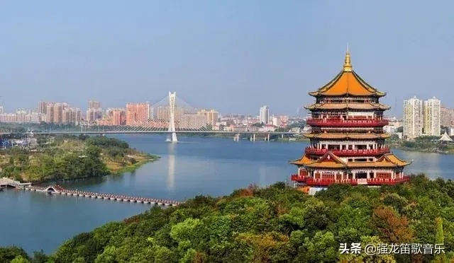 鹰潭市和临沂市哪个大一点 鹰潭市和临沂市哪个大一点