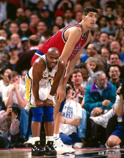 站在巨人的肩膀上:我与NBA现役最高球员的震撼相遇 站在巨人的肩膀上:我与NBA现役最高球员的震撼相遇