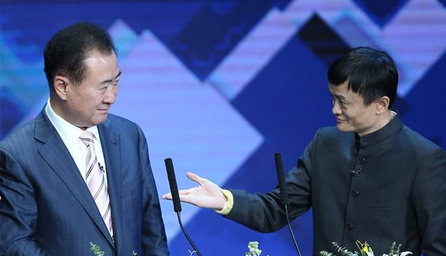 马云与王健林之赌:一场改变中国商业格局的经典对决 马云与王健林之赌:一场改变中国商业格局的经典对决