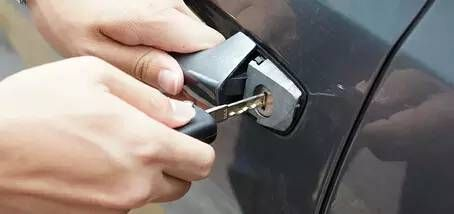 汽车锁门需要啥工具全部长尾关键词 汽车锁门需要啥工具全部长尾关键词