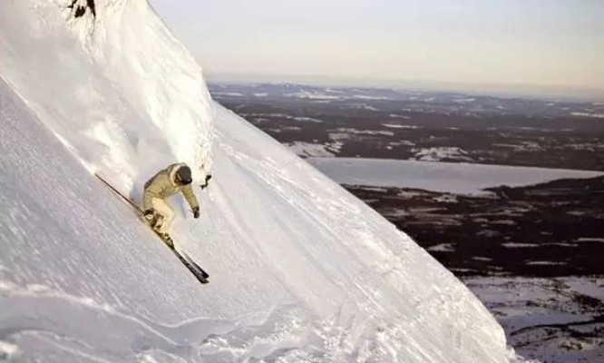 世界杯滑雪登山:激情飞跃,挑战极限的运动盛宴 世界杯滑雪登山:激情飞跃,挑战极限的运动盛宴