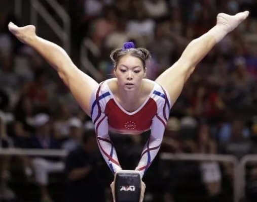 美国女子体操:闪耀世界的梦想与荣耀 美国女子体操:闪耀世界的梦想与荣耀
