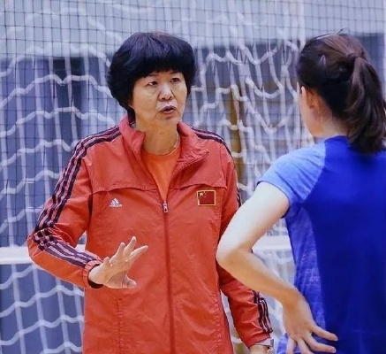 郎平和她的新女排:传承与创新的辉煌篇章 郎平和她的新女排:传承与创新的辉煌篇章