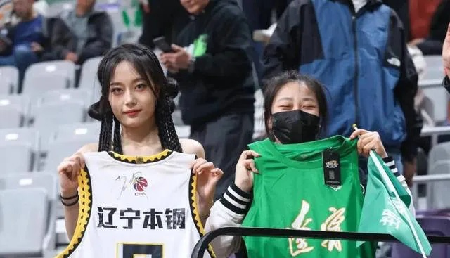 辽宁球票涨价引热议:球迷热情不减,背后原因值得深思 辽宁球票涨价引热议:球迷热情不减,背后原因值得深思