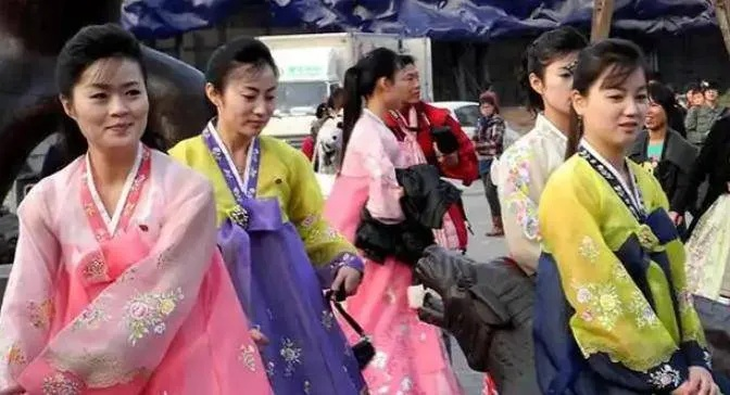 “韩女”现象席卷全球:年轻人为何如此痴迷韩国女性文化? “韩女”现象席卷全球:年轻人为何如此痴迷韩国女性文化?