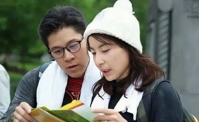 郭晶晶霍启刚婚变传闻引热议:豪门婚姻背后的真相与启示 郭晶晶霍启刚婚变传闻引热议:豪门婚姻背后的真相与启示