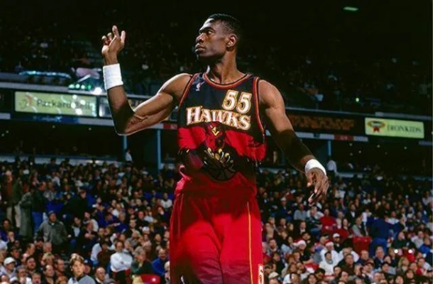 从非洲到NBA:穆托姆博的全名背后,是一段不为人知的传奇人生 从非洲到NBA:穆托姆博的全名背后,是一段不为人知的传奇人生