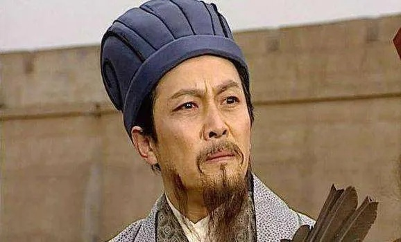 马后炮队长:为什么他总是事后诸葛亮却让人又爱又恨? 马后炮队长:为什么他总是事后诸葛亮却让人又爱又恨?