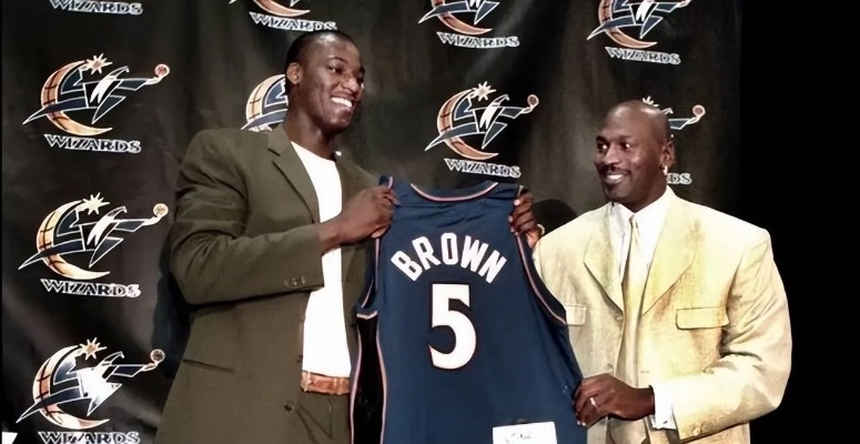 2004 NBA状元:传奇之路,从选秀之夜开始 2004 NBA状元:传奇之路,从选秀之夜开始