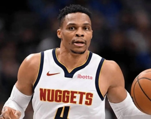 NBA转会后数据大揭秘:巨星换队后究竟谁才是最大赢家? NBA转会后数据大揭秘:巨星换队后究竟谁才是最大赢家?