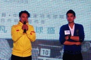 陈奕迅林丹梦幻联动:当歌神遇上羽球天王,这才是真正的破次元壁 陈奕迅林丹梦幻联动:当歌神遇上羽球天王,这才是真正的破次元壁