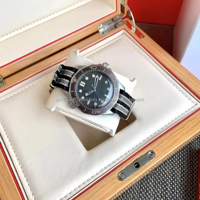 Sss复刻表:顶级复刻品质卓越让你轻松驾驭时尚潮流 Sss 复刻表 手表资讯 第2张 Sss复刻表:顶级复刻品质卓越让你轻松驾驭时尚潮流 Sss 复刻表 手表资讯 第2张