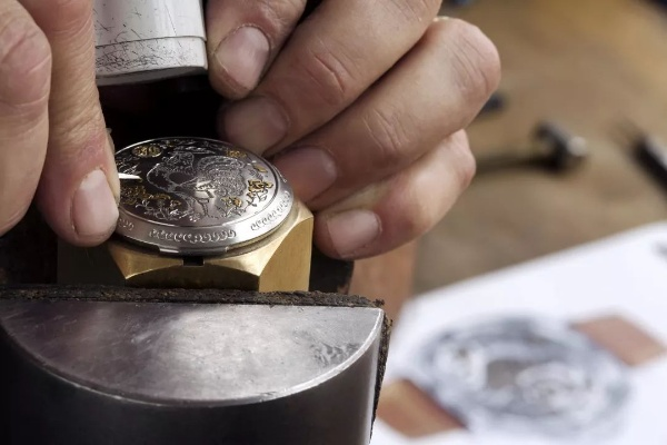 以假乱真:精湛工艺打造顶级仿真手表 表壳 精湛工艺 匠人们 仿真 手表资讯 第2张 以假乱真:精湛工艺打造顶级仿真手表 表壳 精湛工艺 匠人们 仿真 手表资讯 第2张