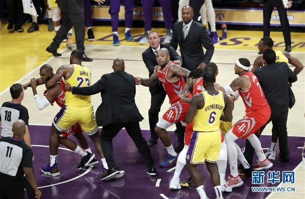 NBA湖人热火冲突:赛场激情碰撞背后的故事 NBA湖人热火冲突:赛场激情碰撞背后的故事