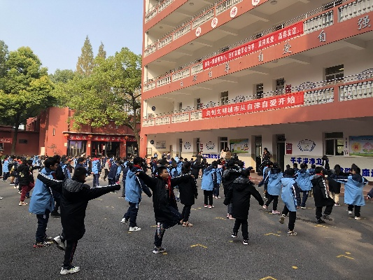 武汉市成丰小学怎么样啊 武汉市成丰小学怎么样啊