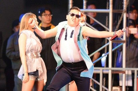 鸟叔开封演唱会燃爆全场!万人狂欢的视听盛宴 鸟叔开封演唱会燃爆全场!万人狂欢的视听盛宴