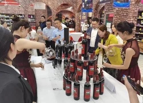美酒节掉落:一场欢乐与丰收的庆典 美酒节掉落:一场欢乐与丰收的庆典