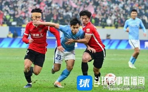 中超成都vs长春激情对决!我的视角带你回顾精彩瞬间 中超成都vs长春激情对决!我的视角带你回顾精彩瞬间