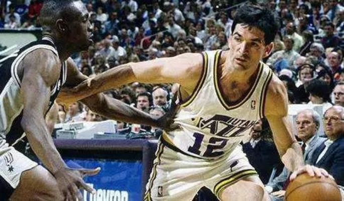 约翰·斯托克顿:低调传奇的控卫之王,如何用传球征服NBA? 约翰·斯托克顿:低调传奇的控卫之王,如何用传球征服NBA?