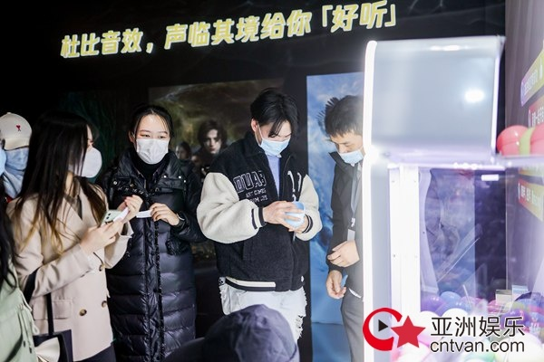 我在腾讯直播大厅的奇妙之旅:一场视听盛宴的沉浸式体验 我在腾讯直播大厅的奇妙之旅:一场视听盛宴的沉浸式体验