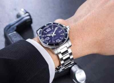 购买正品手表还是选择高仿?品质与价格你更看重哪一端? 手表 高仿 正品 手表资讯 第1张 购买正品手表还是选择高仿?品质与价格你更看重哪一端? 手表 高仿 正品 手表资讯 第1张