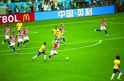 激情燃烧的13日世界杯:绿茵场上的荣耀与梦想 激情燃烧的13日世界杯:绿茵场上的荣耀与梦想