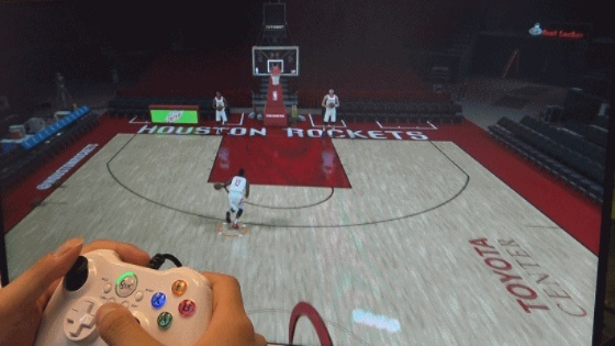 北通宙斯手柄玩NBA 2K系列游戏的极致体验 北通宙斯手柄玩NBA 2K系列游戏的极致体验
