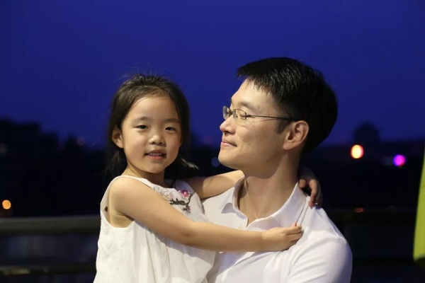 李小朋的妻子:一位普通女性的不平凡坚守与深情告白 李小朋的妻子:一位普通女性的不平凡坚守与深情告白