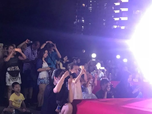 震撼与感动交织!我在“里约八分钟”现场见证的奇迹时刻 震撼与感动交织!我在“里约八分钟”现场见证的奇迹时刻