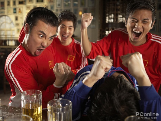 热血沸腾!我在“踢人世界杯”现场的震撼体验 热血沸腾!我在“踢人世界杯”现场的震撼体验