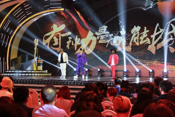 金牌第一时间:我在现场见证的震撼瞬间,热血沸腾! 金牌第一时间:我在现场见证的震撼瞬间,热血沸腾!