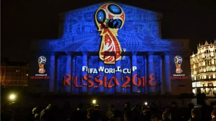 关灯看世界杯:一场光影交织的足球盛宴 关灯看世界杯:一场光影交织的足球盛宴