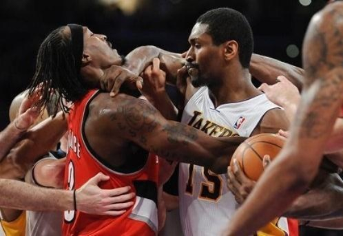 阿泰斯特绝杀:NBA历史上最震撼人心的关键一击 阿泰斯特绝杀:NBA历史上最震撼人心的关键一击