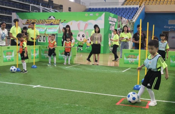 “世界杯英文儿歌”:用音乐点燃孩子对足球的热情 “世界杯英文儿歌”:用音乐点燃孩子对足球的热情