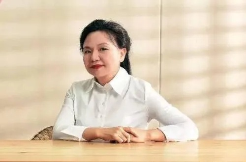 金国香:我的创业故事,从负债累累到年入百万的逆袭之路 金国香:我的创业故事,从负债累累到年入百万的逆袭之路