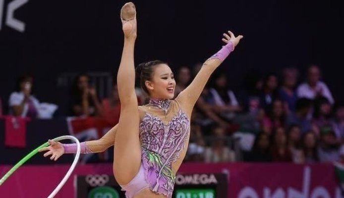 韩国艺术体操选手孙妍:用柔美与力量征服世界的精灵 韩国艺术体操选手孙妍:用柔美与力量征服世界的精灵