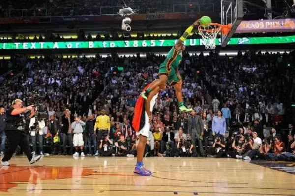 NBA青瓜:一个普通球迷的篮球梦与热爱 NBA青瓜:一个普通球迷的篮球梦与热爱