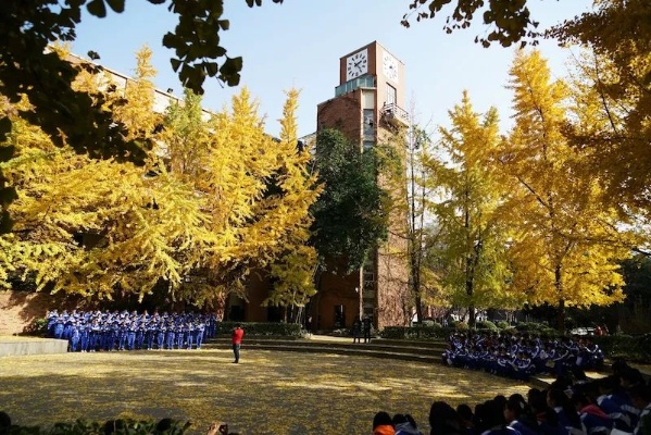 成都华西中学初中部怎么样? 成都华西中学初中部怎么样?