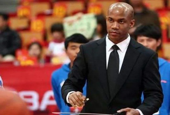 马布里为什么叫马政委?揭秘这个外号背后的传奇故事 马布里为什么叫马政委?揭秘这个外号背后的传奇故事