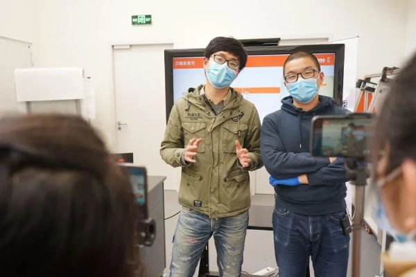 香港开奖直播:揭秘激动人心的开奖时刻与背后的故事 香港开奖直播:揭秘激动人心的开奖时刻与背后的故事