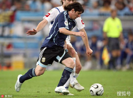 06世界杯经典回顾:阿根廷vs塞黑之战,青春风暴与战术博弈的巅峰对决 06世界杯经典回顾:阿根廷vs塞黑之战,青春风暴与战术博弈的巅峰对决