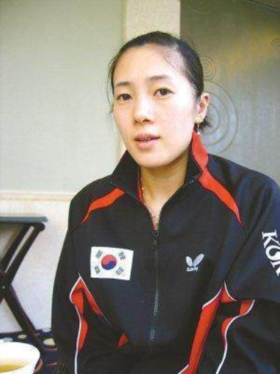 从低谷到巅峰:韩国羽毛球金荷娜的逆袭之路,我的泪与笑 从低谷到巅峰:韩国羽毛球金荷娜的逆袭之路,我的泪与笑