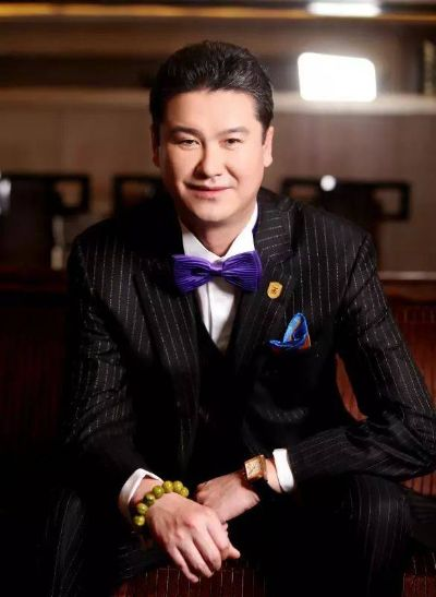 甄磊:一位卓越领导者的成长历程与非凡成就 甄磊:一位卓越领导者的成长历程与非凡成就