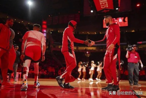 火箭活塞直播:激情对决引爆篮球之夜,年轻球迷直呼过瘾 火箭活塞直播:激情对决引爆篮球之夜,年轻球迷直呼过瘾